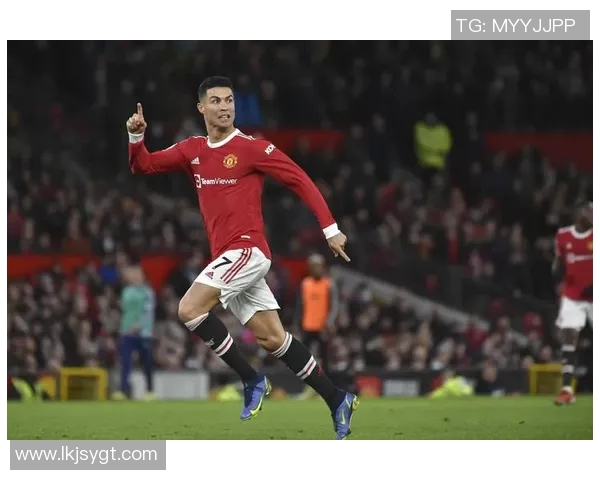 伯恩利与曼联精彩对决录像集锦回顾及精彩瞬间分析